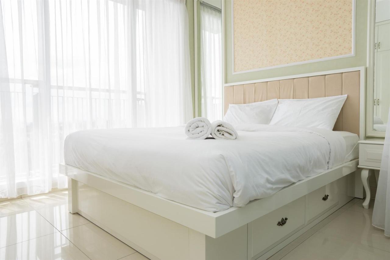 Spacious 1Br Dago Suites Apartment By Travelio Bandung Buitenkant foto